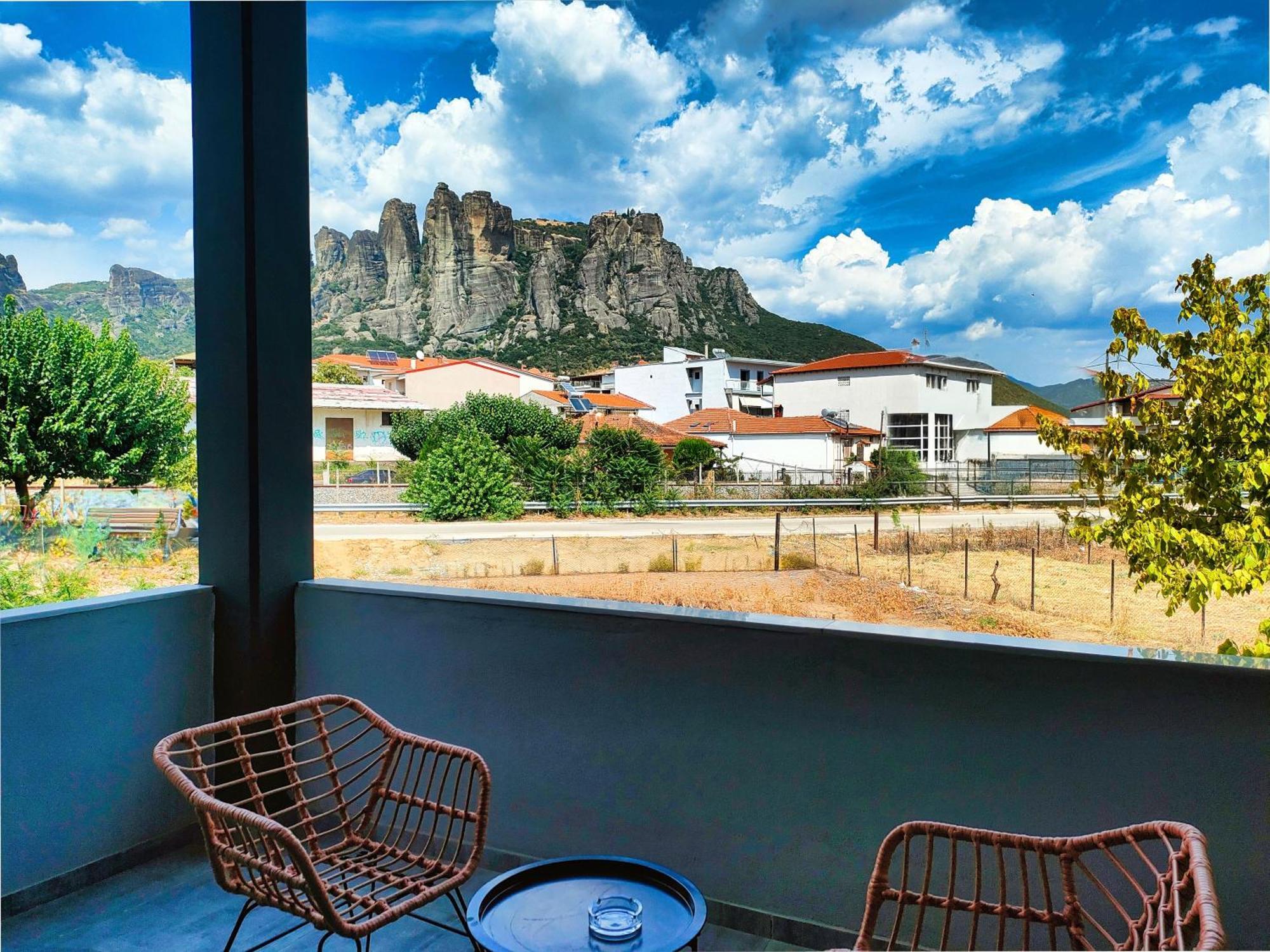 Tsikaris Boutique Guesthouse Kalampáka Buitenkant foto
